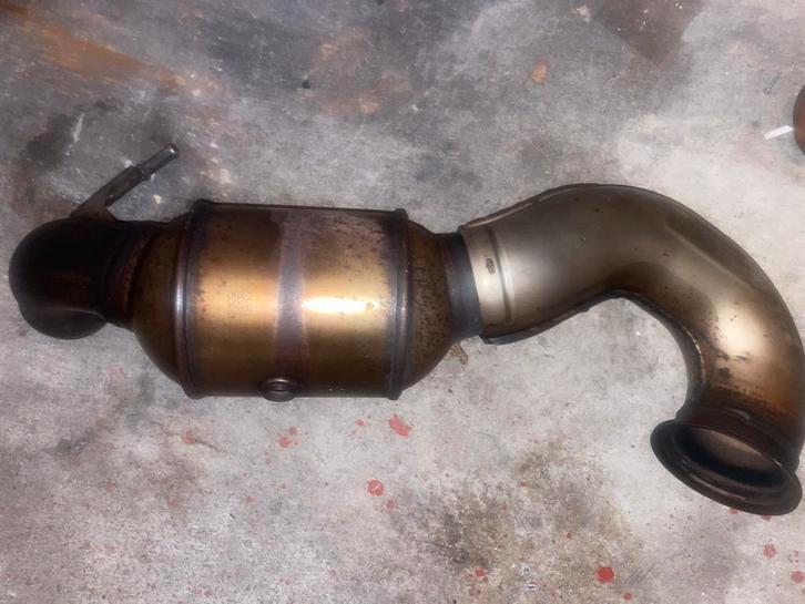 Originele Mercedes A45 Katalysator 2015, Auto-onderdelen, Uitlaatsystemen, Mercedes-Benz, Gebruikt, Ophalen of Verzenden