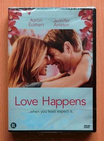 Love Happens (Nieuw in verpakking) beschikbaar voor biedingen