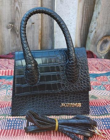 Jacquemus dames handtasje, prijs is inclusief verzendkosten  beschikbaar voor biedingen
