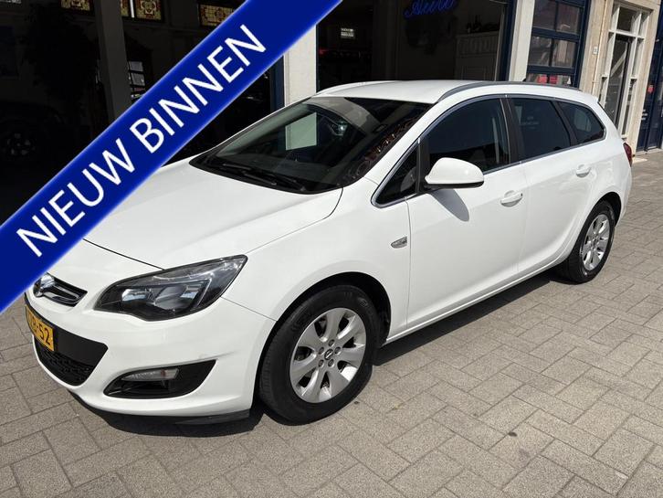 Opel Astra Sports Tourer 1.4 Turbo Business + NL AUTO MET N., Auto's, Opel, Bedrijf, Te koop, Astra, ABS, Airbags, Airconditioning
