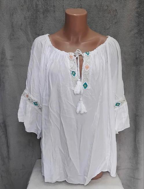 Nieuwe! Witte boho blouse van Italy one size 38/44, Kleding | Dames, Blouses en Tunieken, Nieuw, Maat 38/40 (M), Wit, Ophalen of Verzenden