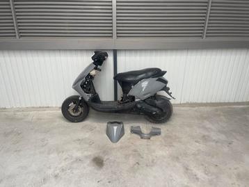 Piaggio zip 125cc 2t scooter wheelie kanon cross brommer beschikbaar voor biedingen