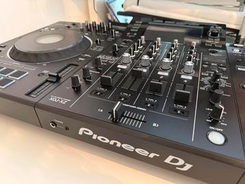 Pioneer XDJ-XZ + RCF Ayra Pro6 + HDJ-X5 beschikbaar voor biedingen