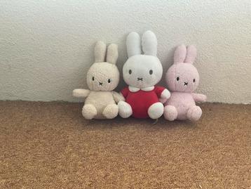 Nijntje knuffels beschikbaar voor biedingen