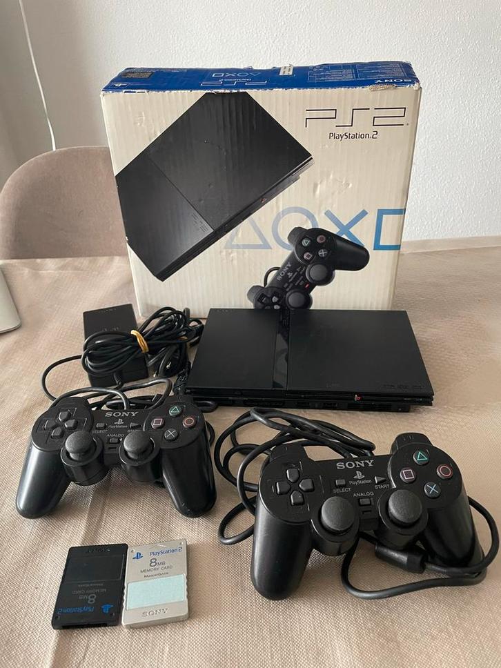 PS2 Slim Compleet met 34 Games & Buzz Controllers!, Spelcomputers en Games, Spelcomputers | Sony PlayStation 2, Gebruikt, Slim