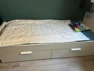 Kinderbed 1 jaar oud - Wegens verhuizing beschikbaar voor biedingen