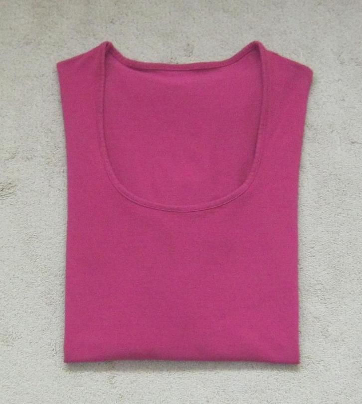 NIEUW donker-roze T-shirt met korte mouw, maat XL/XXL., Kleding | Dames, T-shirts, Nieuw, Maat 46/48 (XL) of groter, Roze, Korte mouw