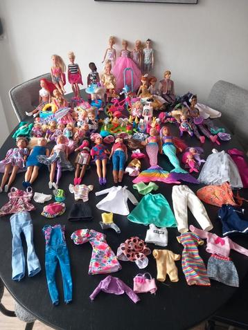 BARBIE poppen  beschikbaar voor biedingen