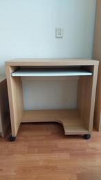 Computer-tafeltje met uitschijfbaar werkblad GRATIS !!!, Huis en Inrichting, Ophalen of Verzenden, Zo goed als nieuw, 70 tot 120 cm
