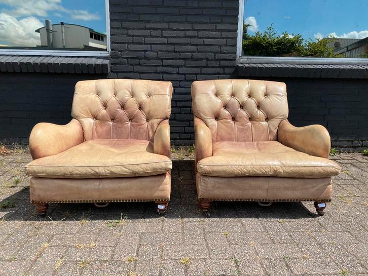 Twee prachtoe Chesterfield fauteuils cognac GRATIS BEZORGD, Huis en Inrichting, Fauteuils, Gebruikt, Leer, 75 tot 100 cm, Ophalen of Verzenden