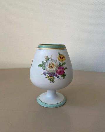 Vaasje Flora plateel Gouda beschikbaar voor biedingen
