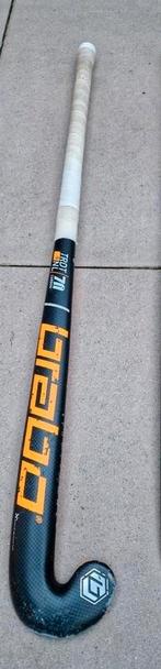 BRABO zaal hockeystick 35 inch, Sport en Fitness, Hockey, Ophalen of Verzenden, Zo goed als nieuw, Stick