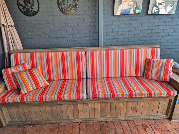 Stevige klepbank 280cm met schoon kussen, Huis en Inrichting, Banken | Sofa's en Chaises Longues, Zo goed als nieuw, Vierpersoons of meer