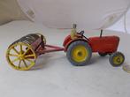 1966 Dinky Toys 300 MASSEY HARRIS + 1955 Dinky Toys HAY RAKE, Ophalen of Verzenden, Gebruikt, Tractor of Landbouw, Dinky Toys