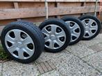 Ford Fiesta Winterbanden zgan !!!, Auto-onderdelen, Banden en Velgen, Ophalen, 15 inch, Banden en Velgen, Winterbanden
