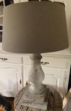 Landelijke grote lamp met kap, Huis en Inrichting, Lampen | Lampenkappen, Ophalen, Gebruikt, Rond, 50 cm of meer