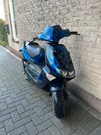 Aprilia sr50 50cc LC piaggio blok, Fietsen en Brommers, Ophalen, Overige modellen, Maximaal 45 km/u, Zo goed als nieuw