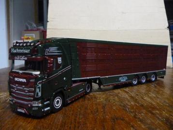 Scania met veetrailer Hachmeister beschikbaar voor biedingen