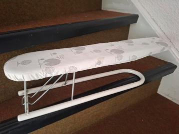 Mouwstrijkplank - Compact en Handig beschikbaar voor biedingen