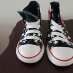 Converse kinder schoenen maat 23, Kinderen en Baby's, Kinderkleding | Maat 104, Ophalen of Verzenden, Nieuw, Trui of Vest