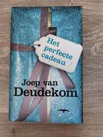 Joep van Deudekom - Het perfecte cadeau, Boeken, Ophalen of Verzenden, Zo goed als nieuw, Nederland