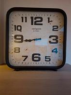 Vintage Klok 'Antiquité de Paris', Huis en Inrichting, Woonaccessoires | Klokken, Ophalen, Gebruikt, Analoog, Wekker of Tafelklok
