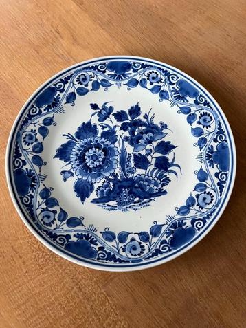 delftsblauw bord beschikbaar voor biedingen