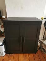 Zwarte Kast, Ophalen