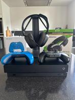 Xbox One X | 1TB 2 controlers + Headset, Spelcomputers en Games, Spelcomputers | Xbox One, Xbox One, Met 2 controllers, Ophalen of Verzenden