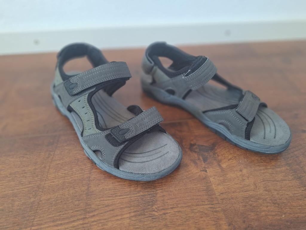 Checker Herenschoenen maat 43 - grijs, Sandalen, Overige kleuren, Ophalen of Verzenden, Zo goed als nieuw