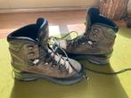 Lowa bergschoenen / wandelschoenen maat 38 leer, Sport en Fitness, Bergsport en Wandelen, Ophalen of Verzenden, Zo goed als nieuw
