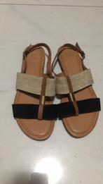 Nieuwe dames schoenen instappers sandalen zwart beige, Ophalen of Verzenden, Nieuw, Zwart, Instappers