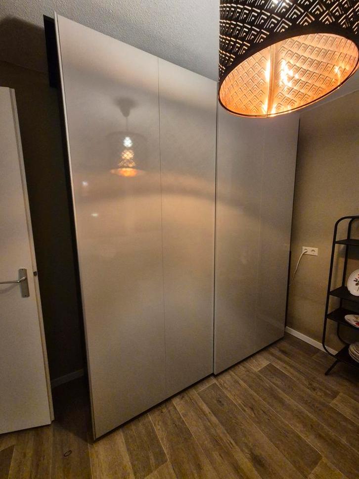 Ruime PAX kledingkast met hangruimte en lades, Huis en Inrichting, Kasten | Kledingkasten, Gebruikt, 200 cm of meer, 150 tot 200 cm