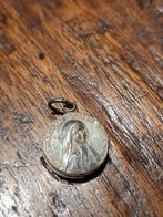 Relikwie medalion van de Heilige Bernadette, Antiek en Kunst, Antiek | Religie, Ophalen of Verzenden