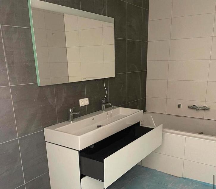 Klusser,loodgieters werk,schilderen,laminat,schutting,meubel, Diensten en Vakmensen, Klussers en Klusbedrijven