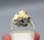 Pykniet (topaas), Zinnwaldiet, Kwarts - Tin Mine, Duitsland, Verzamelen, Mineralen en Fossielen, Ophalen of Verzenden, Mineraal