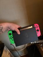 Nintendo Switch met 3 games, stuurtjes en koffer, Spelcomputers en Games, Gebruikt, Overige genres, Eén computer, Ophalen of Verzenden