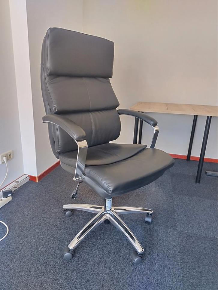Bureau stoel ergonomisch zwart chroom ZGAN buro directie, Huis en Inrichting, Bureaustoelen, Zo goed als nieuw, Bureaustoel, Zwart