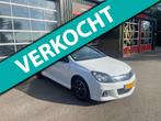 Opel Astra GTC 1.6 111 years Edition / Zeer netjes, Euro 5, Stof, Gebruikt, Zwart