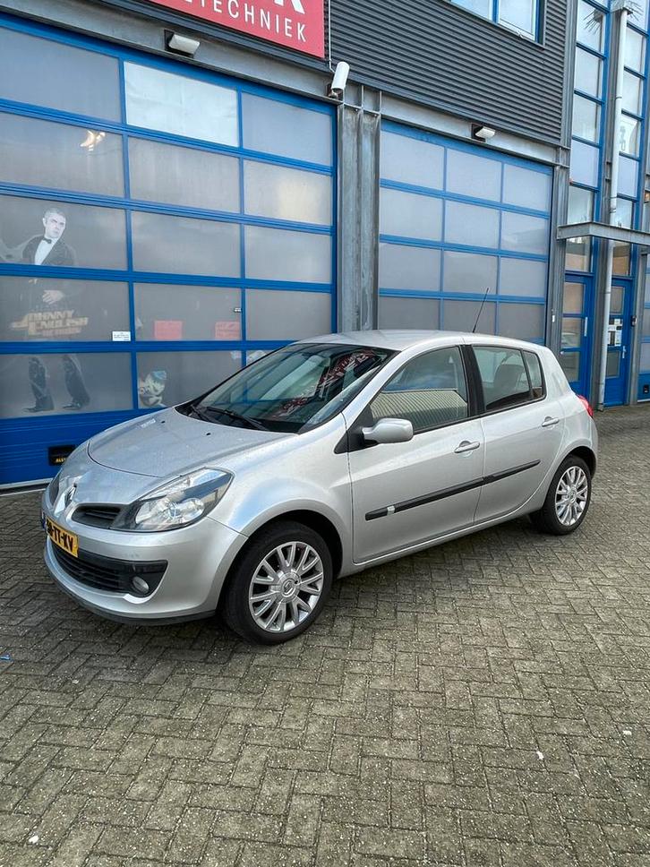 Renault Clio 1.6 16V 82KW 5-DRS 2007 Grijs, Auto's, Renault, Bedrijf, Clio, Benzine, D, Hatchback, Handgeschakeld, Origineel Nederlands