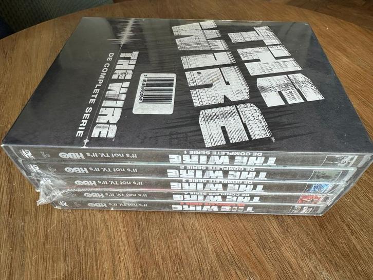 DVD-box The Wire – Nieuw, nog in verpakking, Cd's en Dvd's, Dvd's | Tv en Series, Nieuw in verpakking, Actie en Avontuur, Vanaf 16 jaar