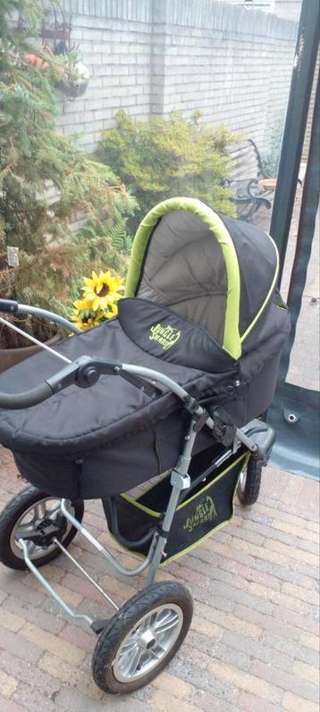 Zwarte kinderwagen/ wandelwagen van Jungle Safari