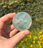 Prachtige groene fluoriet bol, Verzamelen, Mineralen en Fossielen, Ophalen of Verzenden