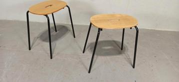 2 x Sostrene Grene kruk, hout en metaal, p/p/s beschikbaar voor biedingen
