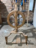 Spinnenwiel , zware kwaliteit (merk durf ik niet te zeggen), Hobby en Vrije tijd, Ophalen, Gebruikt, Spinnewiel
