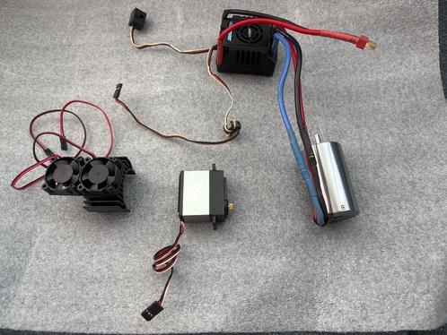 Hobbywing HSP Savagery Brushless 2 - 4s  lipo Max z.g.a.n., Hobby en Vrije tijd, Modelbouw | Radiografisch | Auto's, Zo goed als nieuw