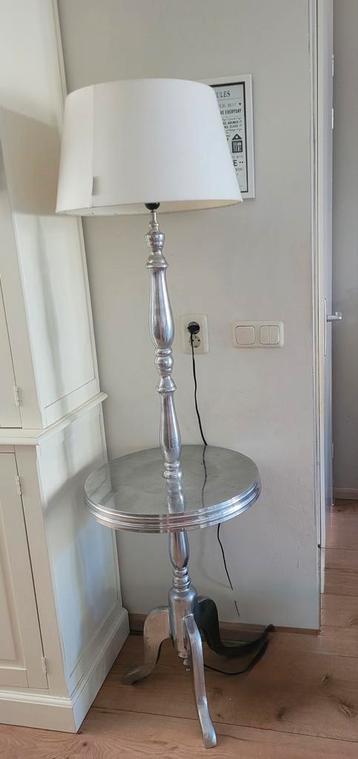 Rivièra Maison Winston Lamp met Tafeltje beschikbaar voor biedingen