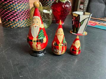 Matroeska kerstman beschikbaar voor biedingen