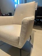 Fauteuil in een mooie lichte stof, Ophalen, Sommelsdijkse haven 19, Info@vissermeubelen.nl, Nieuw