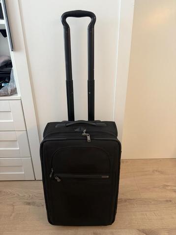 TUMI Alpha 28" Carry Cabine Luggage beschikbaar voor biedingen